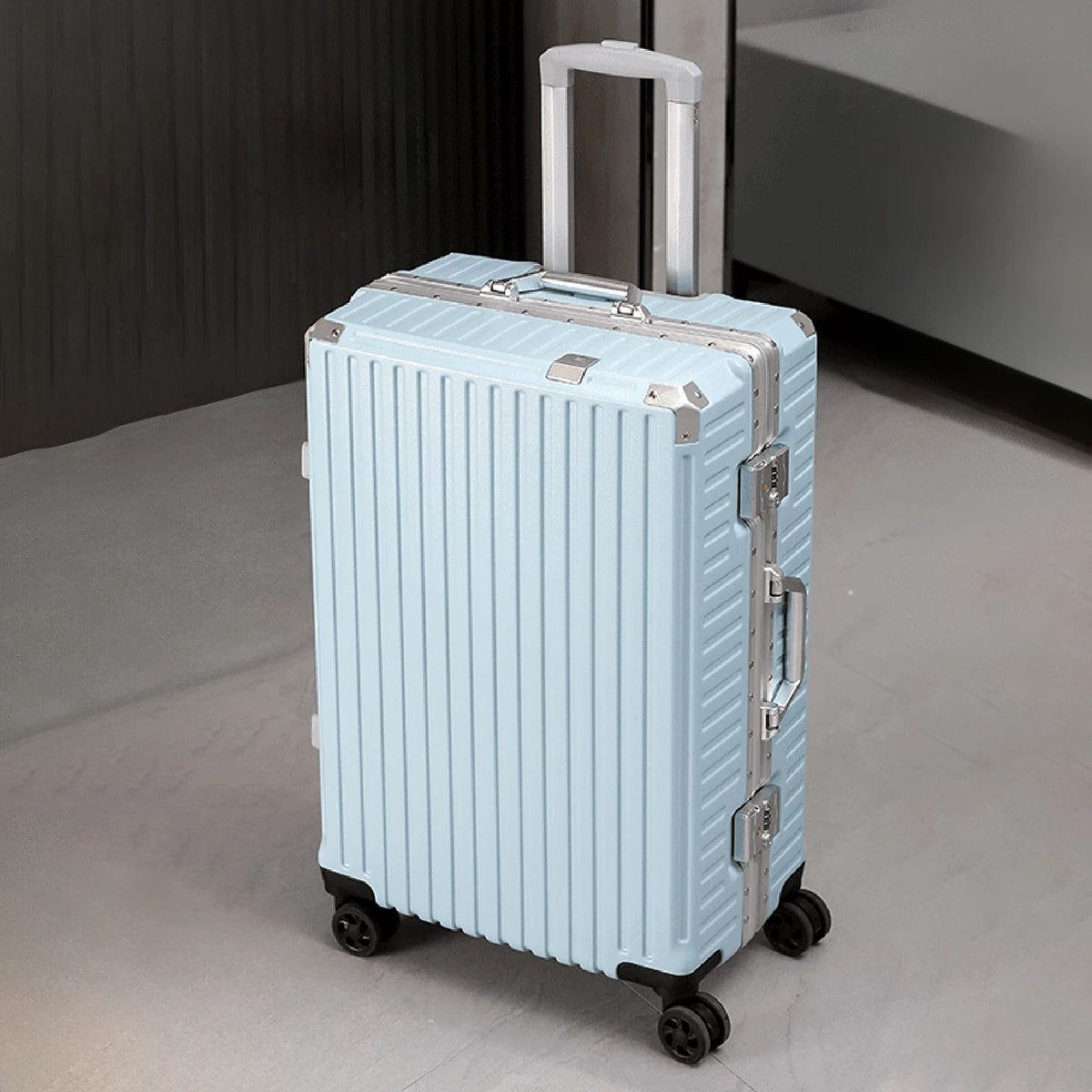 Aluminum Frame Rolling Suitcase – 20/24/26/28" with USB Port & Combination Lock