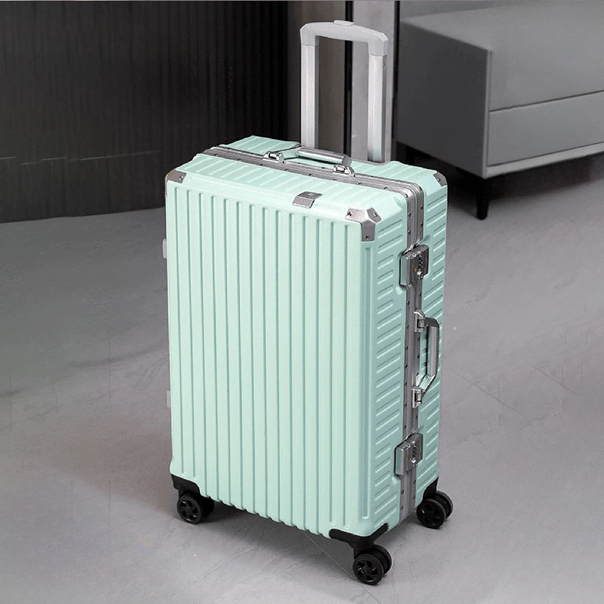 Aluminum Frame Rolling Suitcase – 20/24/26/28" with USB Port & Combination Lock