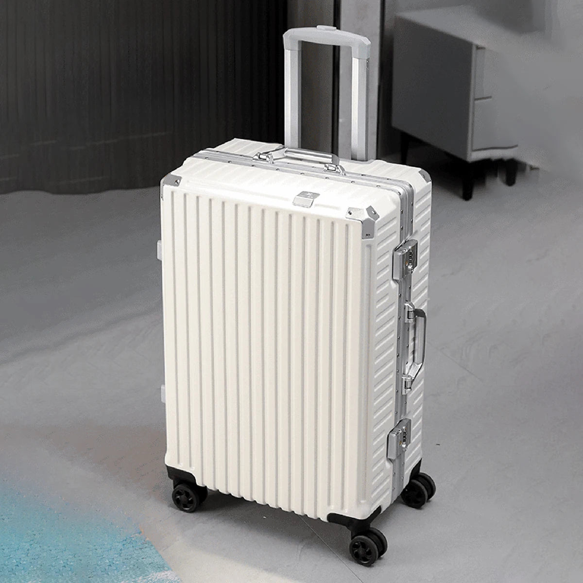 Aluminum Frame Rolling Suitcase – 20/24/26/28" with USB Port & Combination Lock